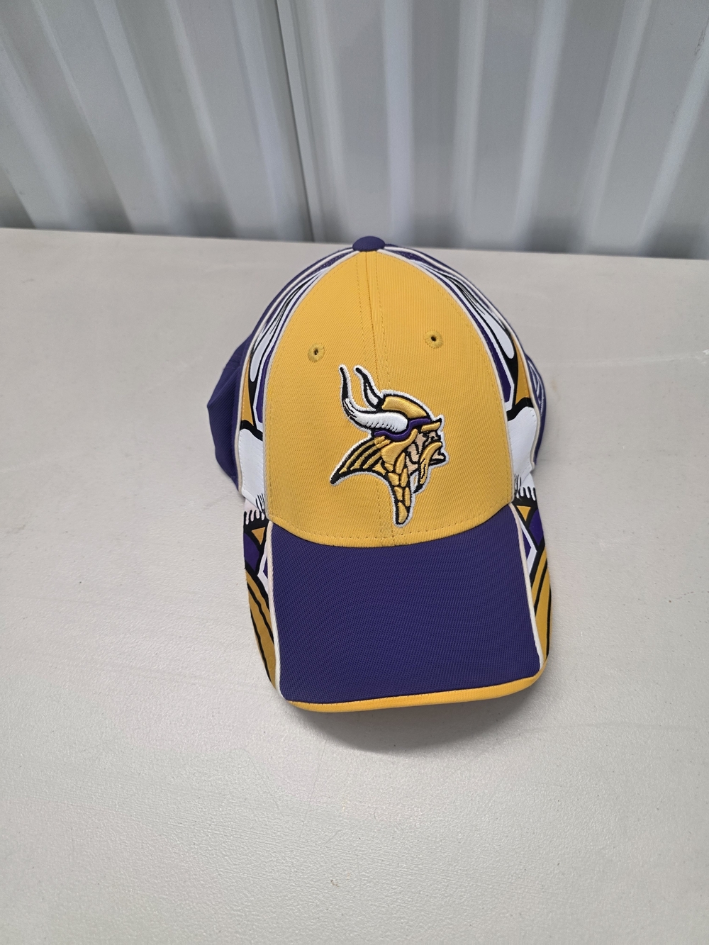 Vintage Reebok Minnesota Vikings Fitted Hat OSFA